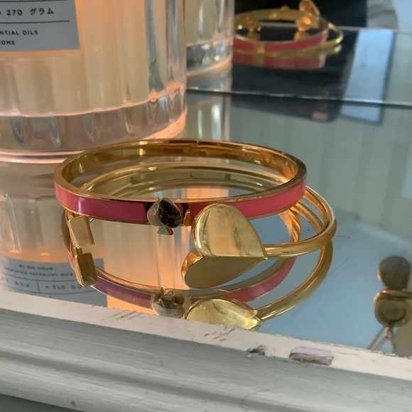 🆕 Kate Spade New York Pink Enamel & Heritage Bangle Set - Picture 8 of 11